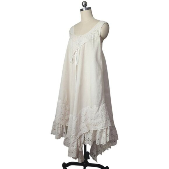 JOSEFA 70's Boho Bridal Eyelet Ruffle Folk Style Prairie dress with shawl/cape - Picture 6 of 16